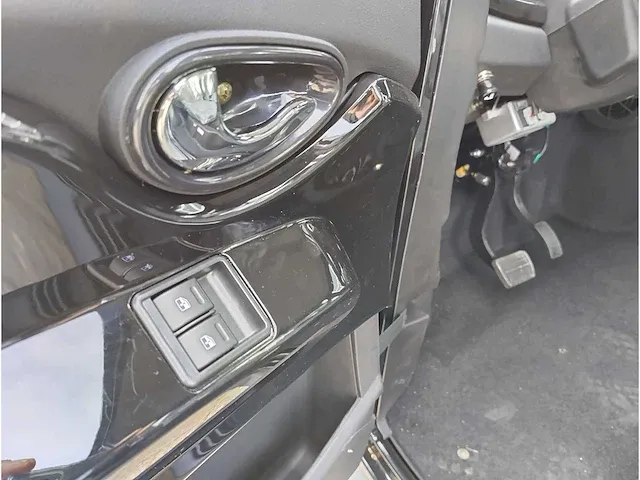 Luqi - ev300 - m1 - personenauto - afbeelding 5 van  28