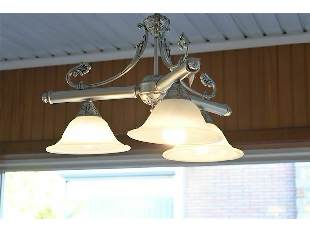 Luster met 3 lichtpunten - afbeelding 1 van  2
