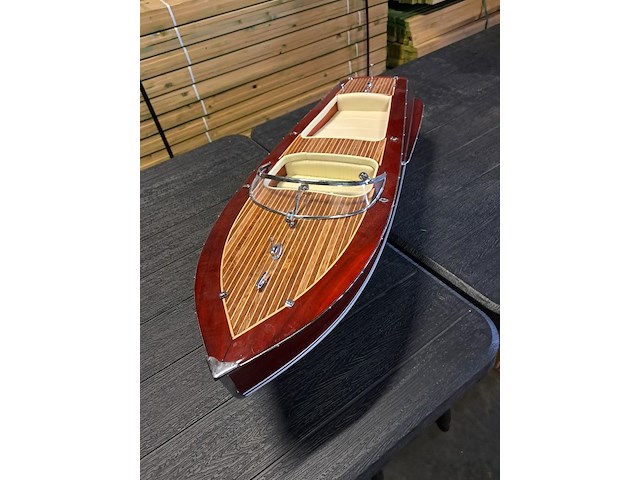 Luxe riva florida modelboot in mahonie hout ( 670 mm) nieuwe staat per 1980 - afbeelding 1 van  11