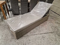 Luxury lounge ligbed wicker natural met kussen taupe sunproof - afbeelding 1 van  6