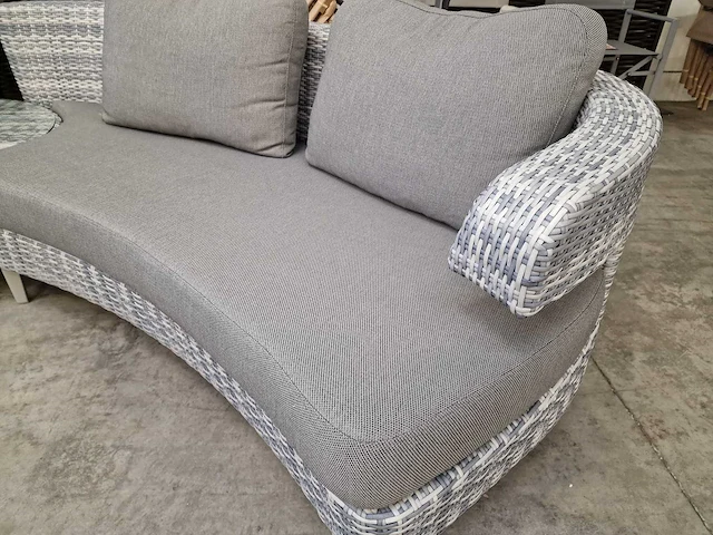 Luxury lounge wicker lounge set amor scarabee akoya met poef - afbeelding 6 van  7