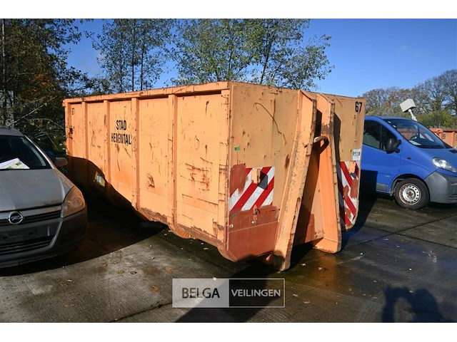 L.v.c. container - afbeelding 1 van  8