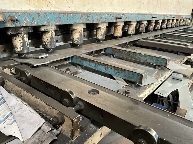 Lvd hst31/6 guillotineschaar - afbeelding 7 van  11