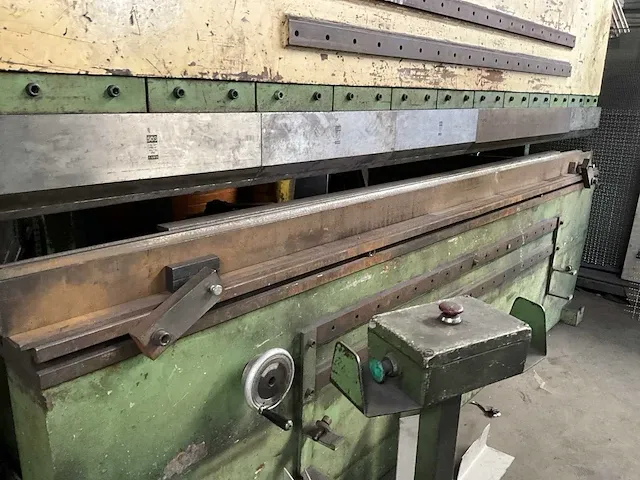 Lvd ppnmz 100/30 kantbank - afbeelding 18 van  22