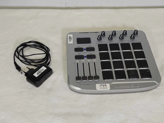 M-audio midipad trigger finger - afbeelding 3 van  4