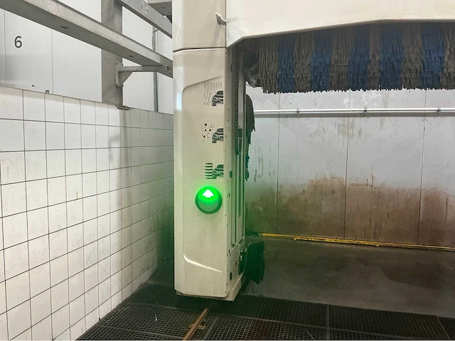 M nex 22 car wash - afbeelding 10 van  11