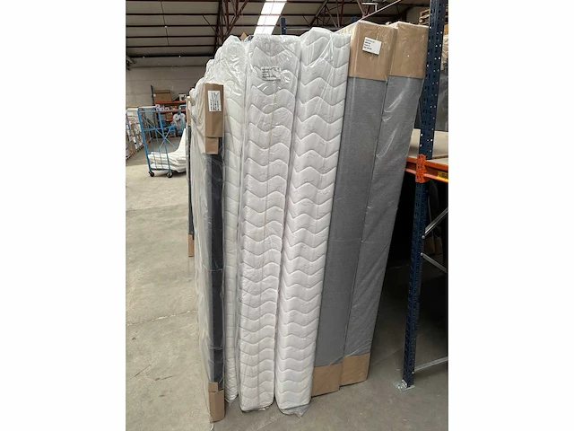 M-ray - toscane - boxspring 180/210 cm - afbeelding 6 van  6