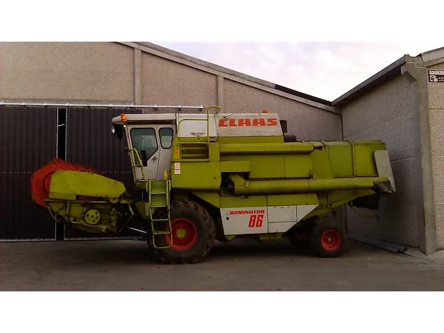 Maaidorser claas dominator 86; 1987 - afbeelding 1 van  19