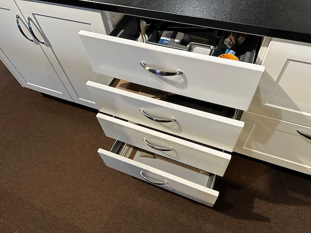 Maatwerk - showroomkeuken - afbeelding 17 van  56