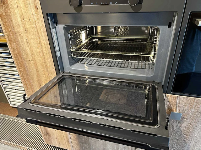 Maatwerk - showroomkeuken - afbeelding 25 van  40