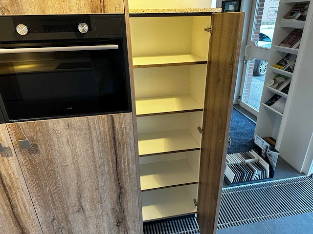Maatwerk - showroomkeuken - afbeelding 33 van  40