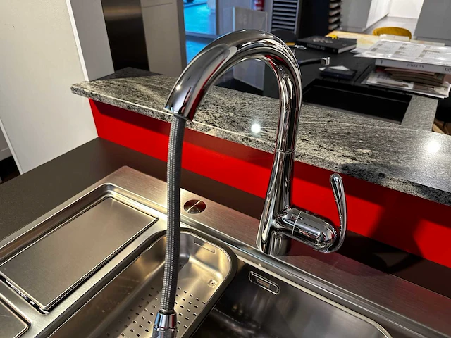 Maatwerk - showroomkeuken - afbeelding 2 van  35