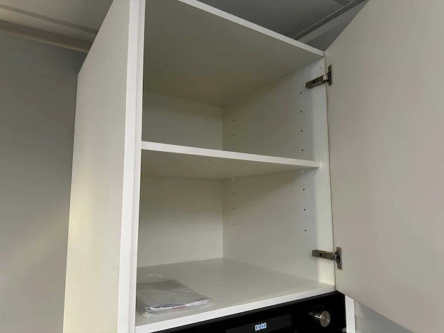 Maatwerk - showroomkeuken - afbeelding 6 van  35
