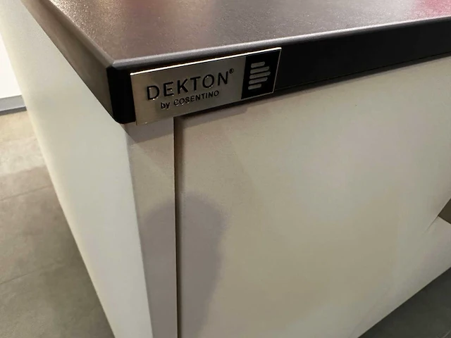 Maatwerk - showroomkeuken - afbeelding 12 van  35