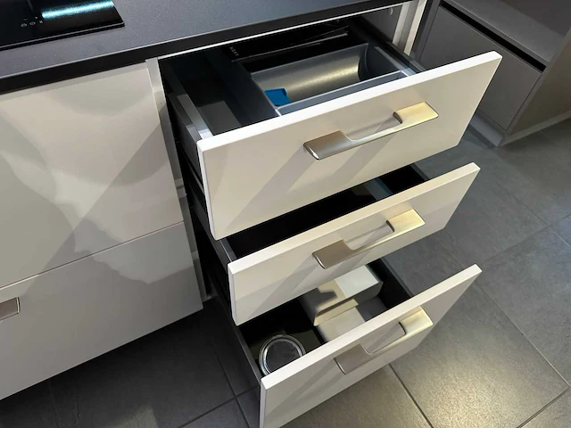 Maatwerk - showroomkeuken - afbeelding 24 van  35