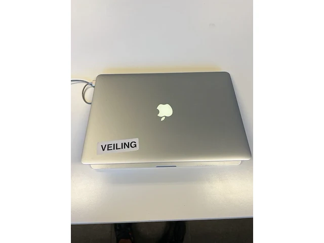 Mac book pro - afbeelding 1 van  6