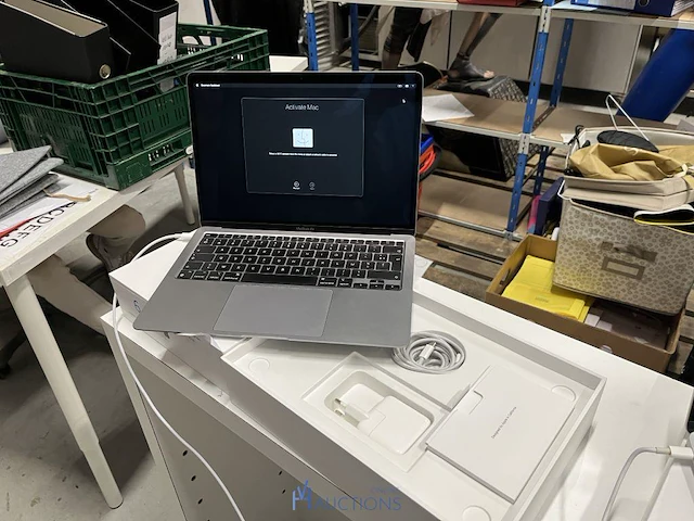 Macbook air - apple - afbeelding 1 van  4