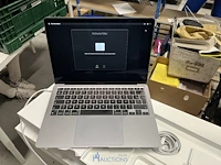 Macbook air - apple - afbeelding 2 van  4