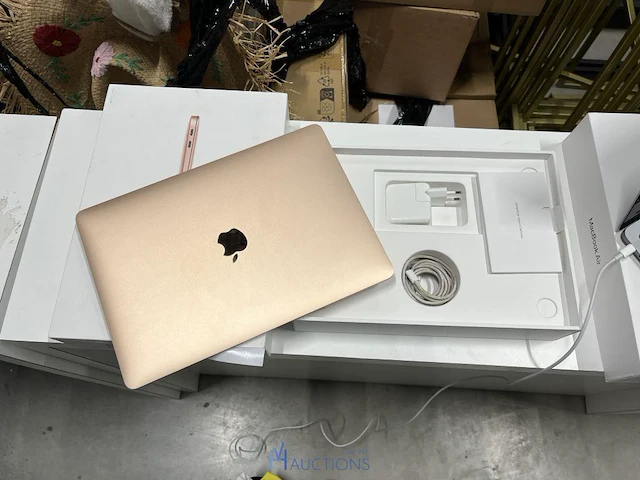 Macbook air - apple - afbeelding 3 van  4