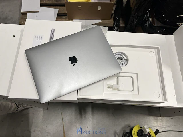 Macbook air - apple - afbeelding 3 van  4