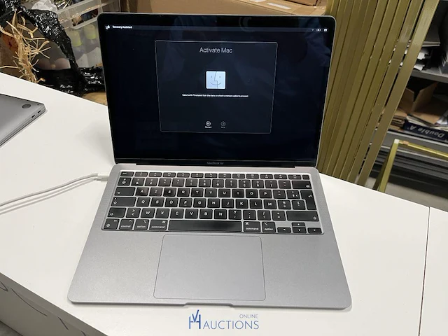 Macbook air - apple - afbeelding 2 van  4
