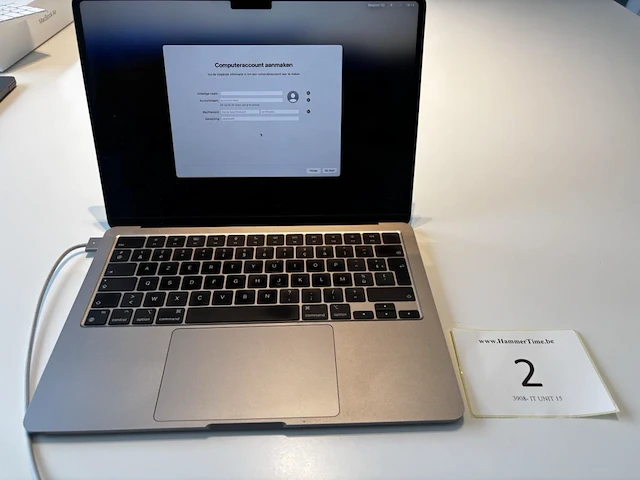 Macbook air - afbeelding 1 van  7