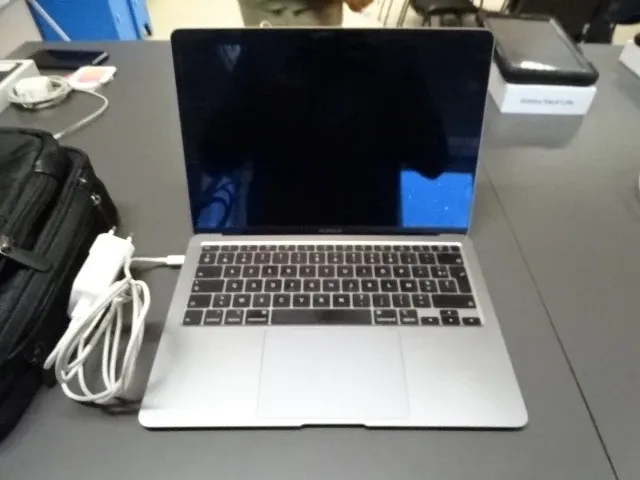 Macbook air - afbeelding 2 van  5