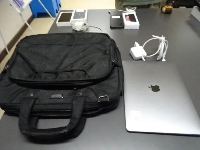 Macbook air - afbeelding 5 van  5