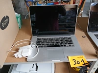 Macbook apple - afbeelding 1 van  3
