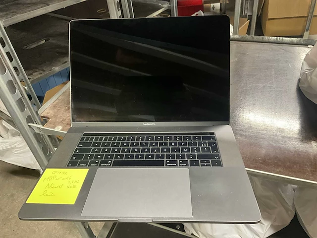 Macbook pro apple model a1707 - afbeelding 1 van  5
