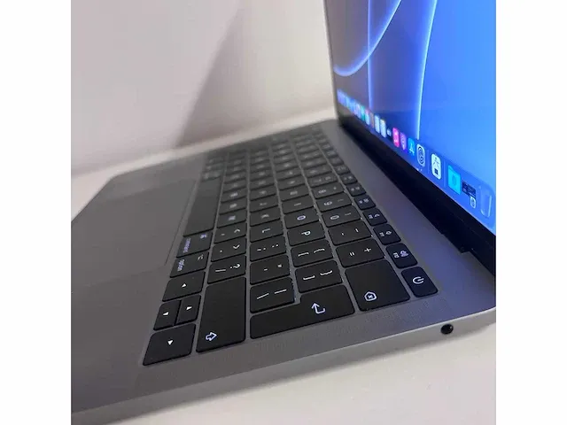 Macbook pro retina - afbeelding 3 van  8
