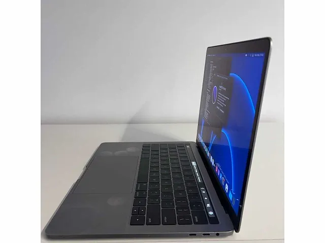 Macbook pro touch bar - afbeelding 2 van  9