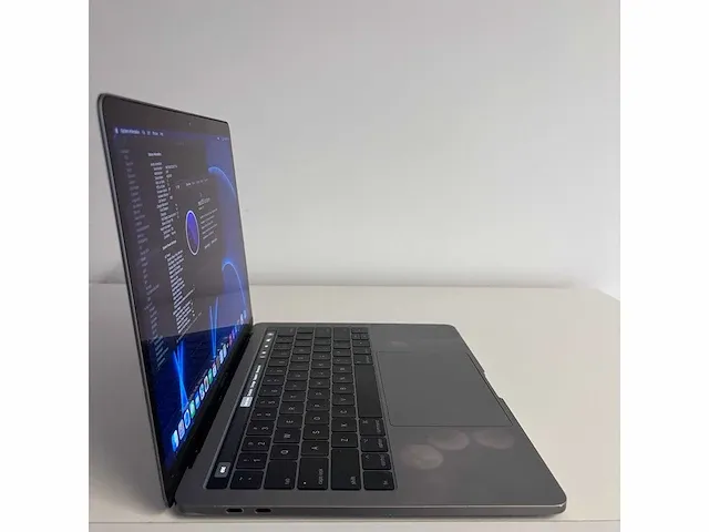 Macbook pro touch bar - afbeelding 4 van  9