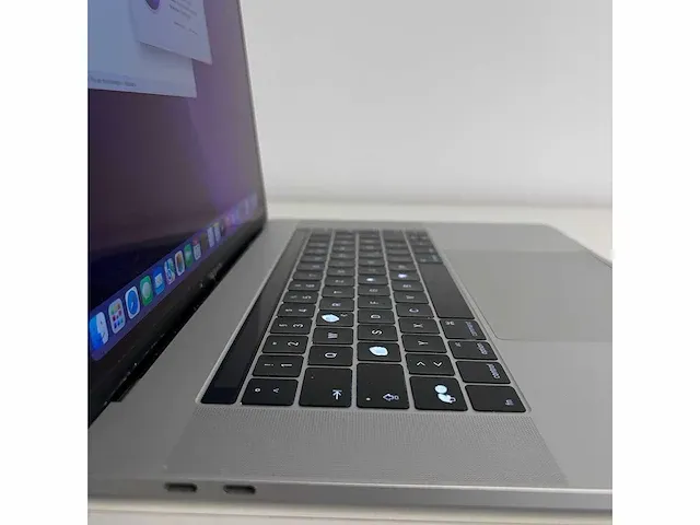 Macbook pro touch bar - afbeelding 4 van  9