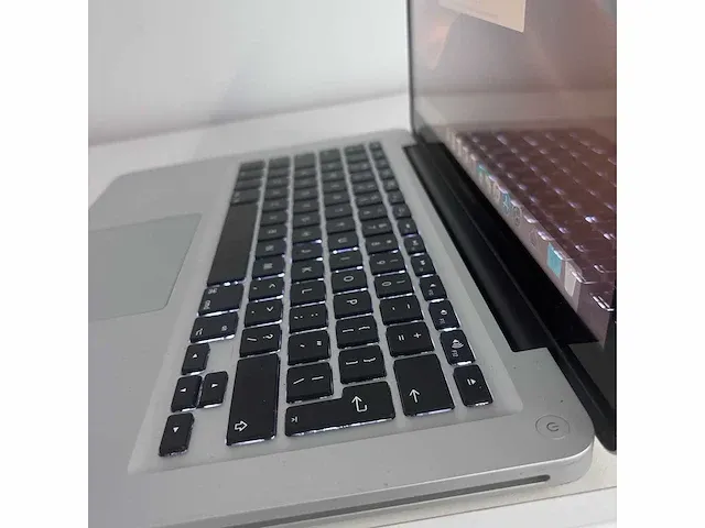 Macbook pro - afbeelding 3 van  7