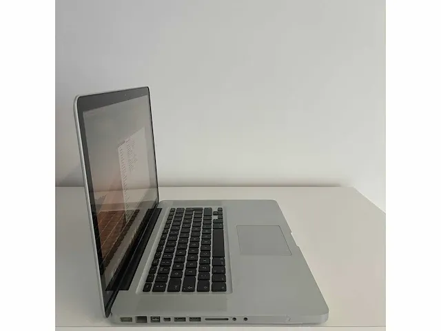 Macbook pro - afbeelding 3 van  9