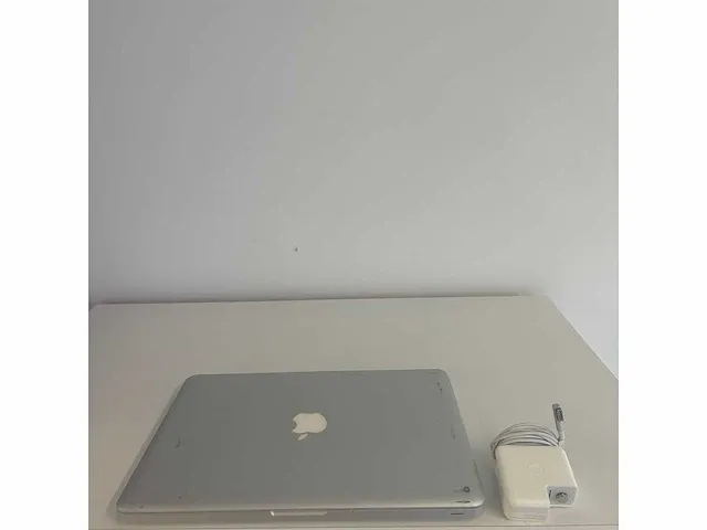 Macbook pro - afbeelding 4 van  5