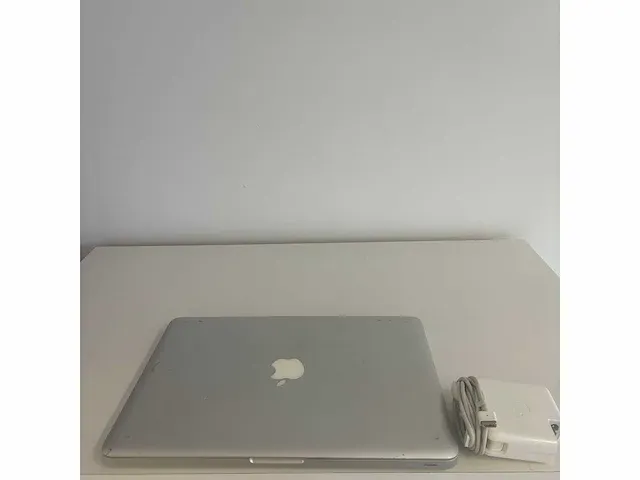 Macbook pro - afbeelding 4 van  5