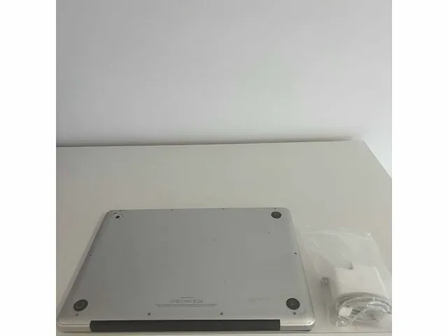 Macbook pro - afbeelding 6 van  6