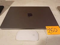 Macbook - afbeelding 1 van  4