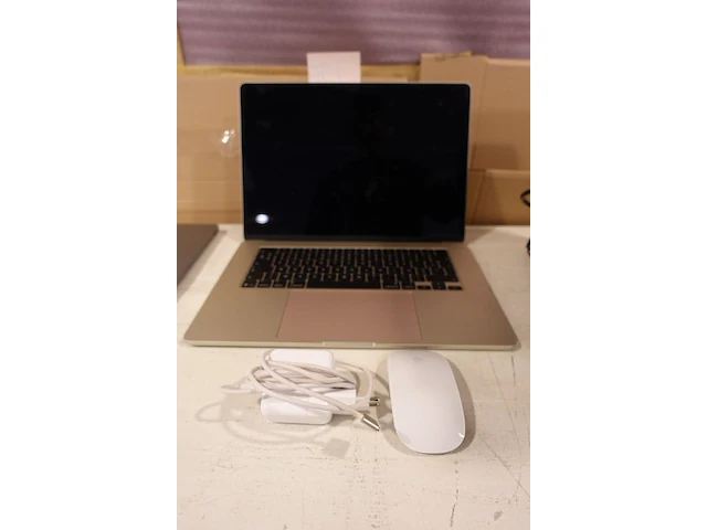 Macbook - afbeelding 3 van  5