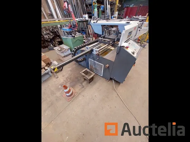 Macc special 315 ac volautomatische lintzaagmachine - afbeelding 9 van  23