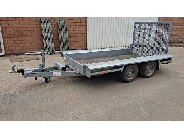 Machinetransporter vlemmix vta 2700kg 3.0x1.50m - afbeelding 1 van  1