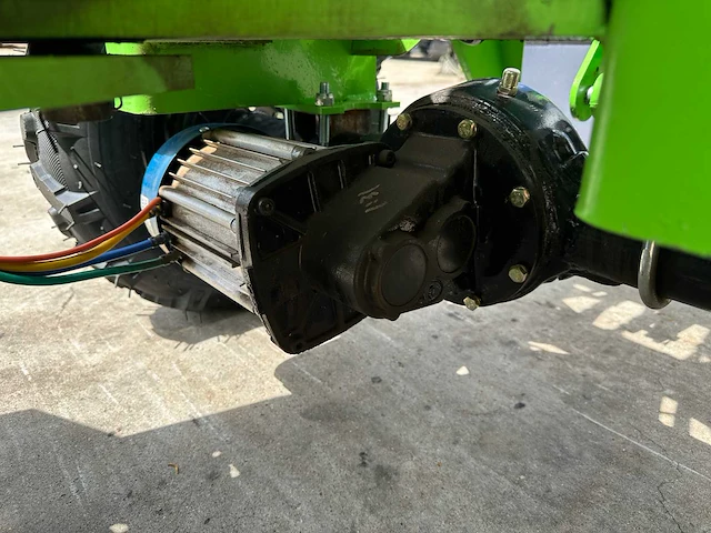 Machpro - 2025 - mp-l307 - elektrische mini-lader - afbeelding 11 van  24