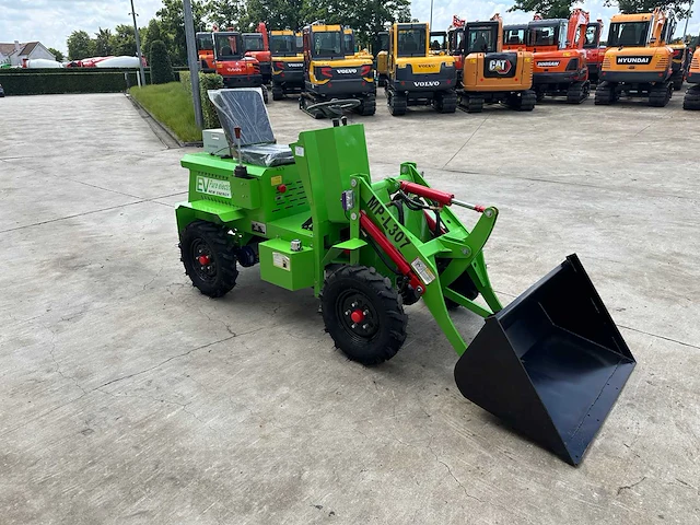 Machpro - 2025 - mp-l307 - elektrische mini-lader - afbeelding 18 van  24
