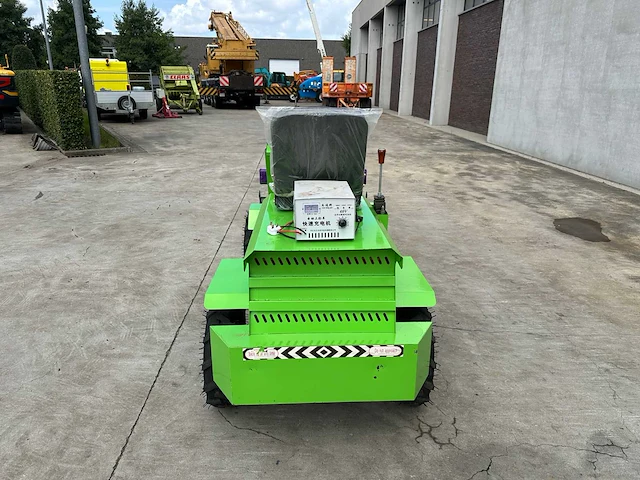 Machpro - 2025 - mp-l307 - elektrische mini-lader - afbeelding 20 van  24