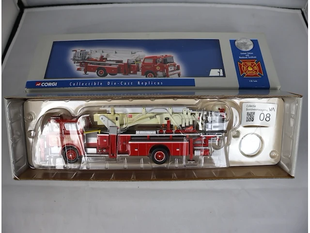 Mack cf tower ladder phiadelphia (600) - afbeelding 1 van  5