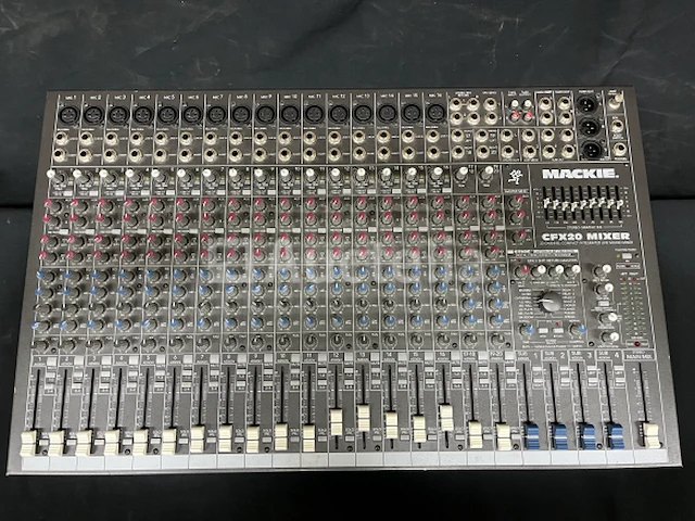 Mackie cfx20 mengkraan - afbeelding 1 van  1