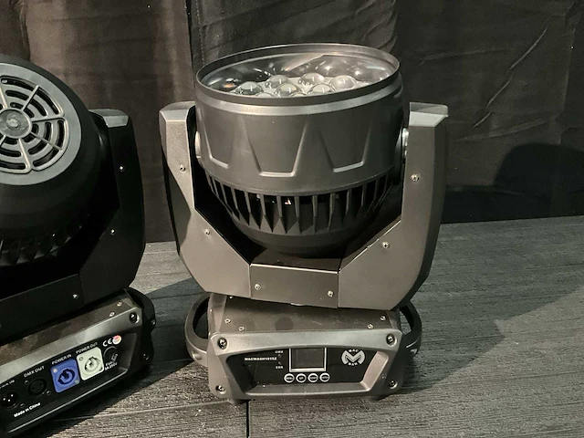 Macmah wash led zoom 19x15w led-moving head (2x) - afbeelding 2 van  6