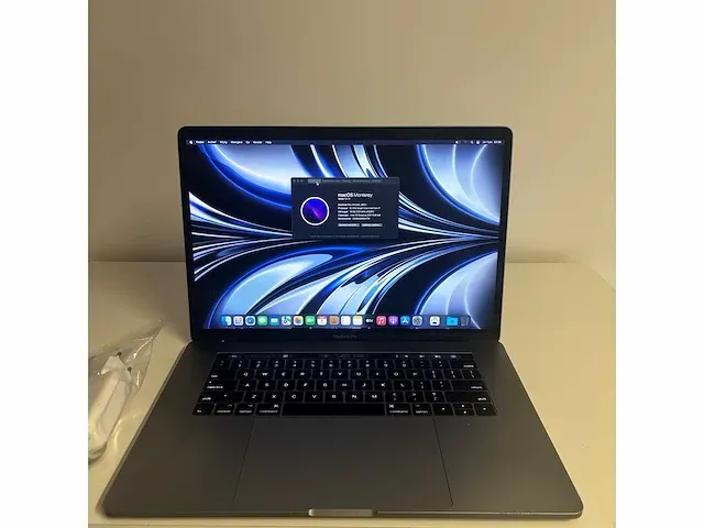 Macook pro touch bar - afbeelding 1 van  9